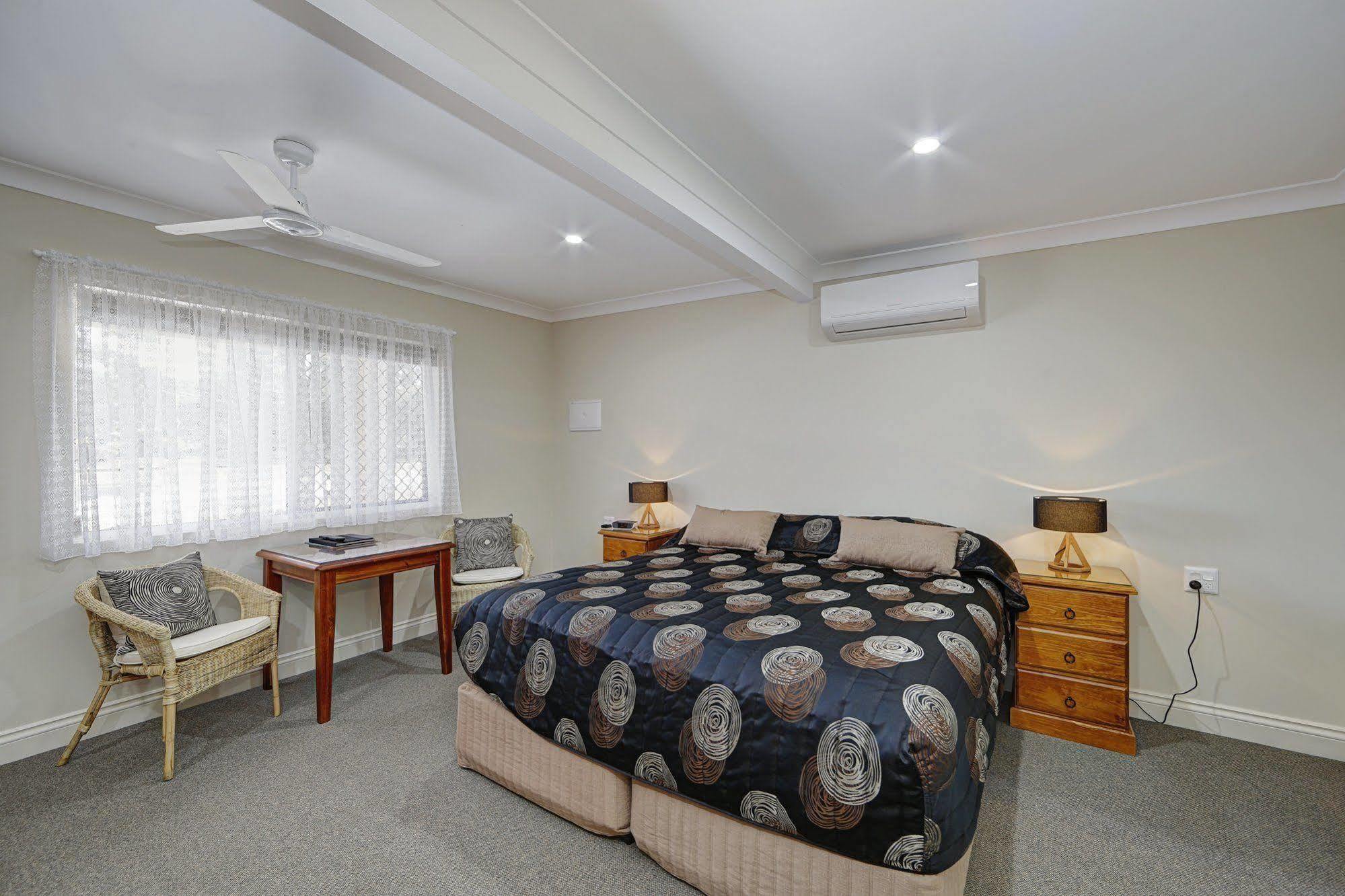 Moore Park Beach Inn Bundaberg Luaran gambar